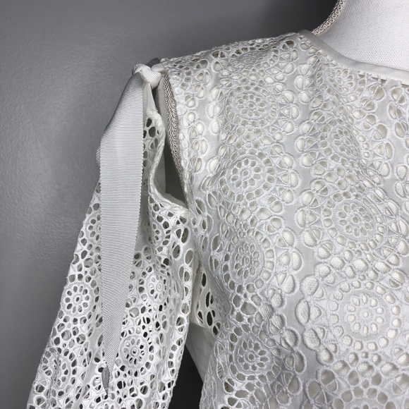Sandro Paris Ernesto Eyelet Broderie Anglaise Blouse in Blanc - NWT - Picture 4 of 10